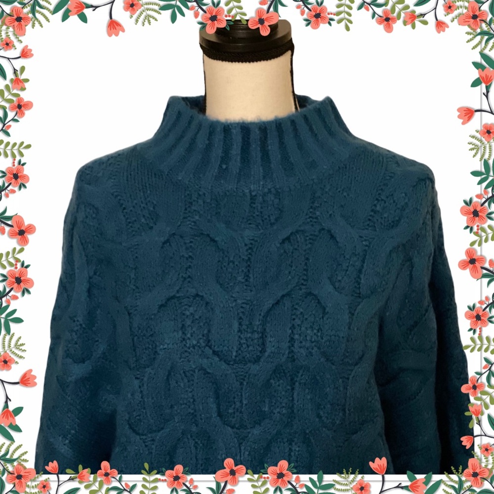 PRMA Women’s Cable Knit Sweater - Picture 3 of 5